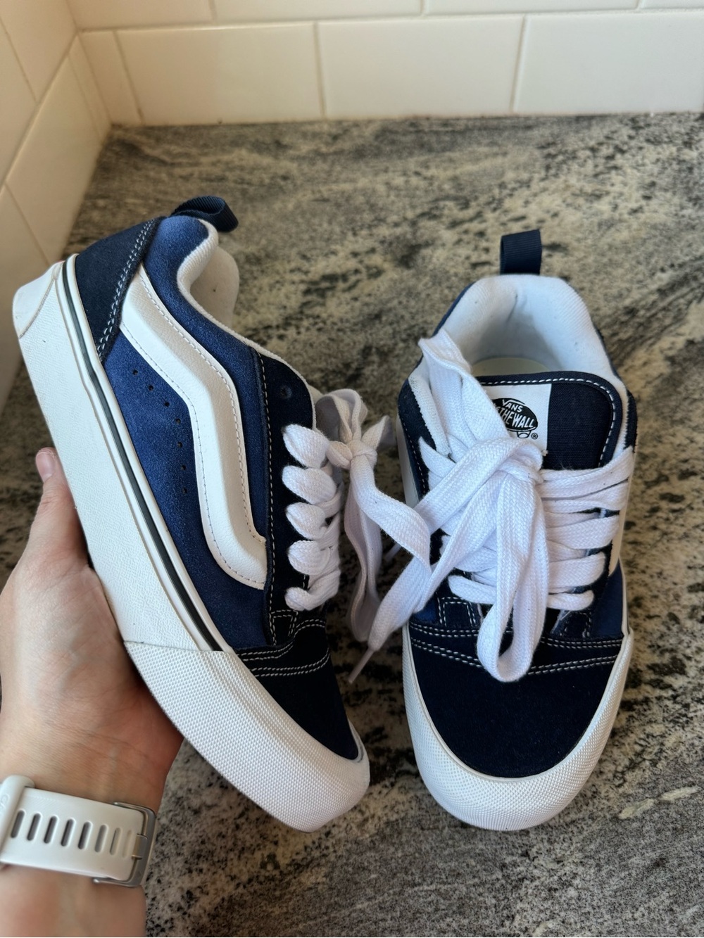 Vans Knu Skool Navy White. Size 8 (Best for size 7) EUC.